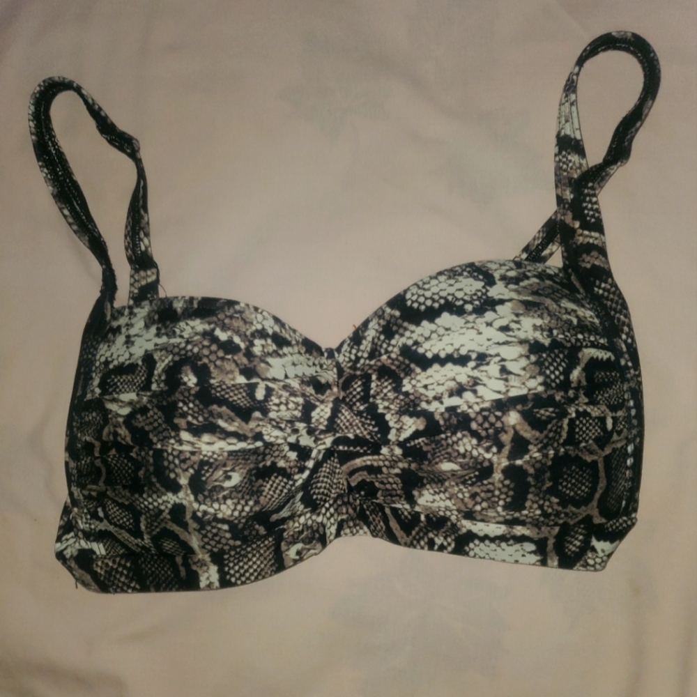 Niptuck Swim Top